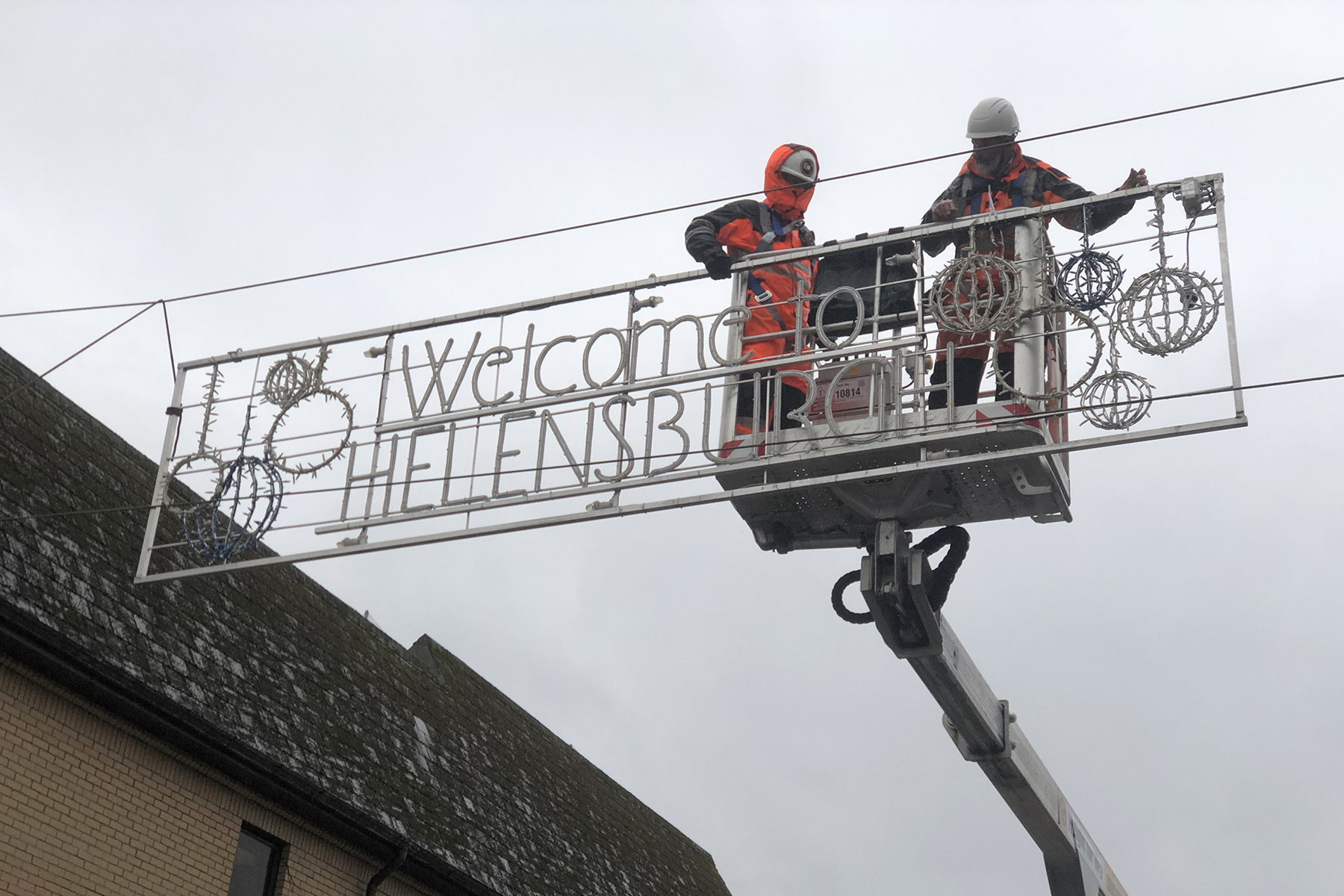 Helensburgh Festive Lighting welcome to Helensburgh